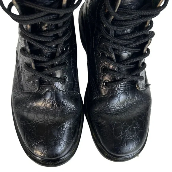 Dr. Martens Vintage Made In England Black Croc Embossed Leather Boots - Picture 5 of 11